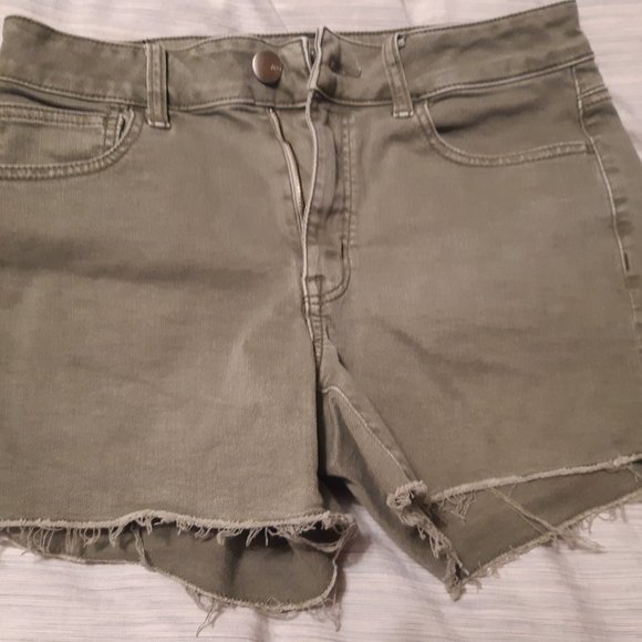 American Eagles Hi-Rise shortie - Picture 2 of 4